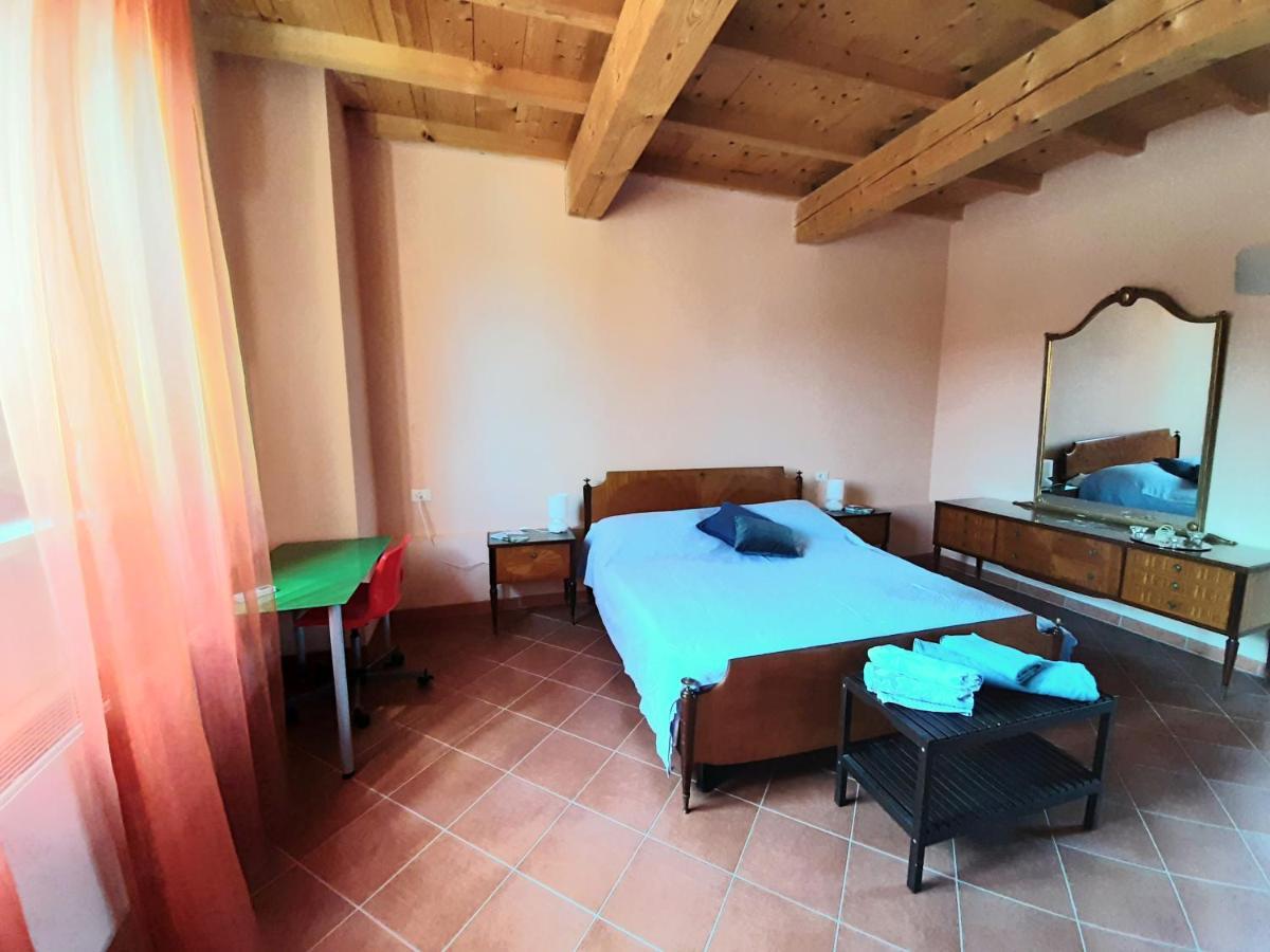 הוילה Rivarolo del Re ed Uniti Agriturismo Il Sole מראה חיצוני תמונה
