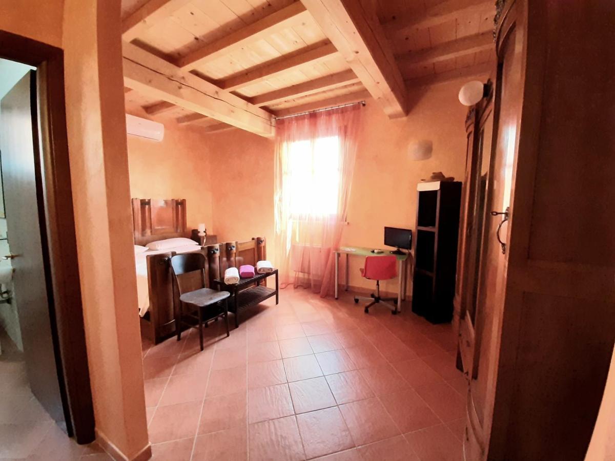 הוילה Rivarolo del Re ed Uniti Agriturismo Il Sole מראה חיצוני תמונה