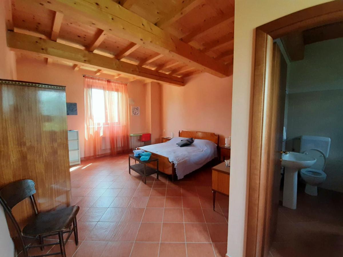 הוילה Rivarolo del Re ed Uniti Agriturismo Il Sole מראה חיצוני תמונה