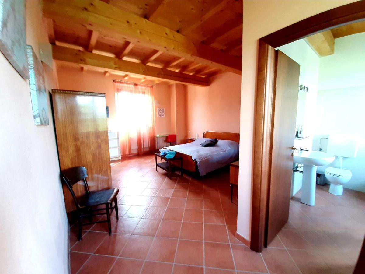 הוילה Rivarolo del Re ed Uniti Agriturismo Il Sole מראה חיצוני תמונה