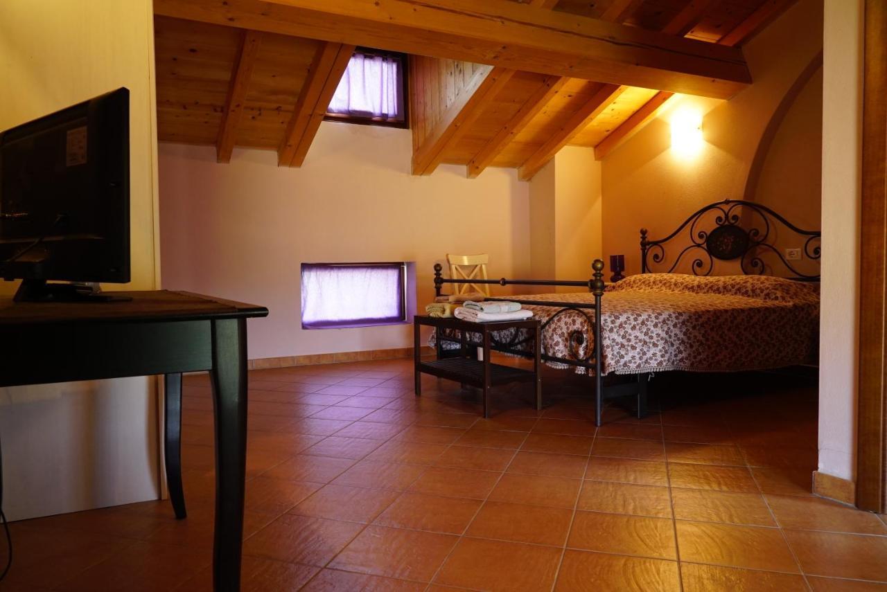 הוילה Rivarolo del Re ed Uniti Agriturismo Il Sole מראה חיצוני תמונה